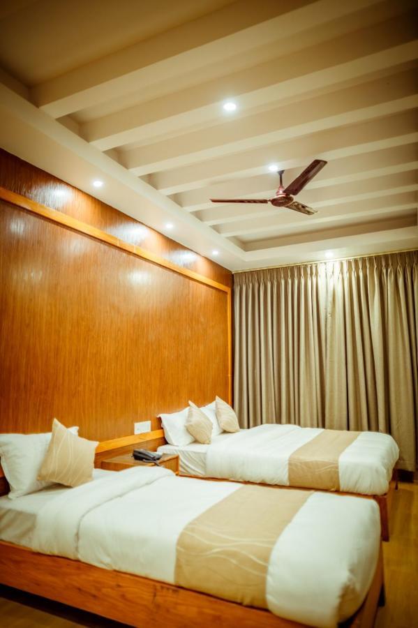 Paradise Boutique Hotel Pokhara Szoba fotó