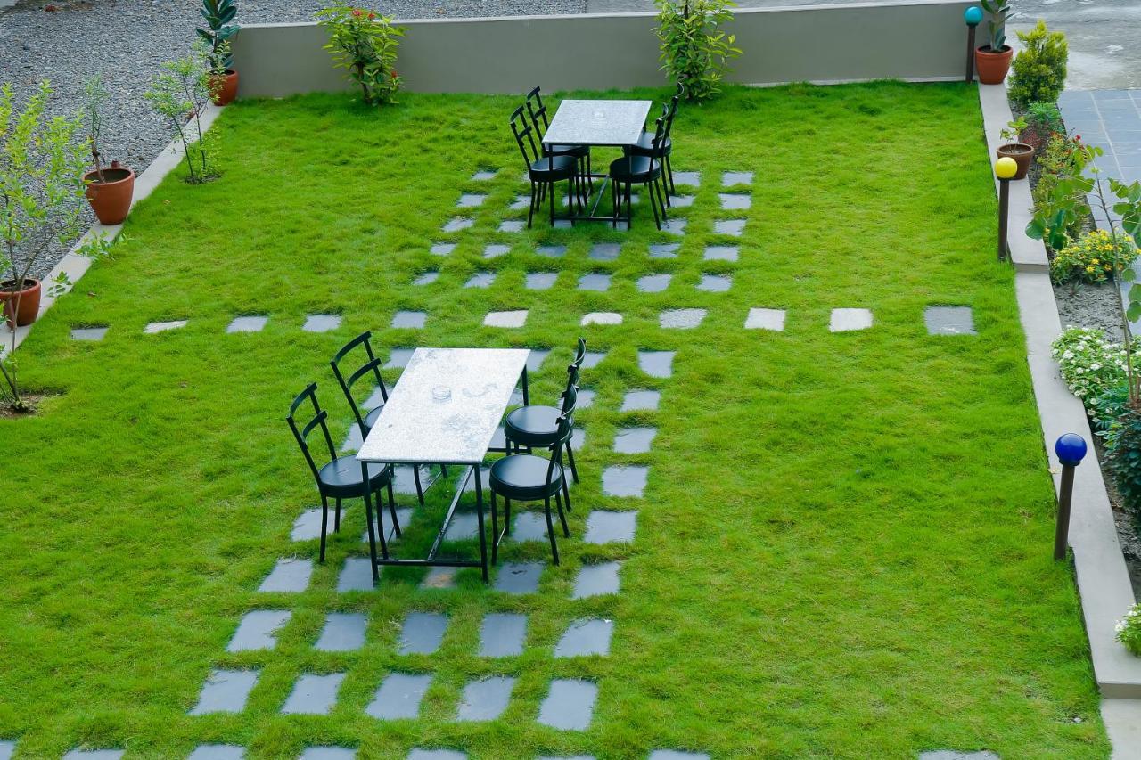 Paradise Boutique Hotel Pokhara Kültér fotó