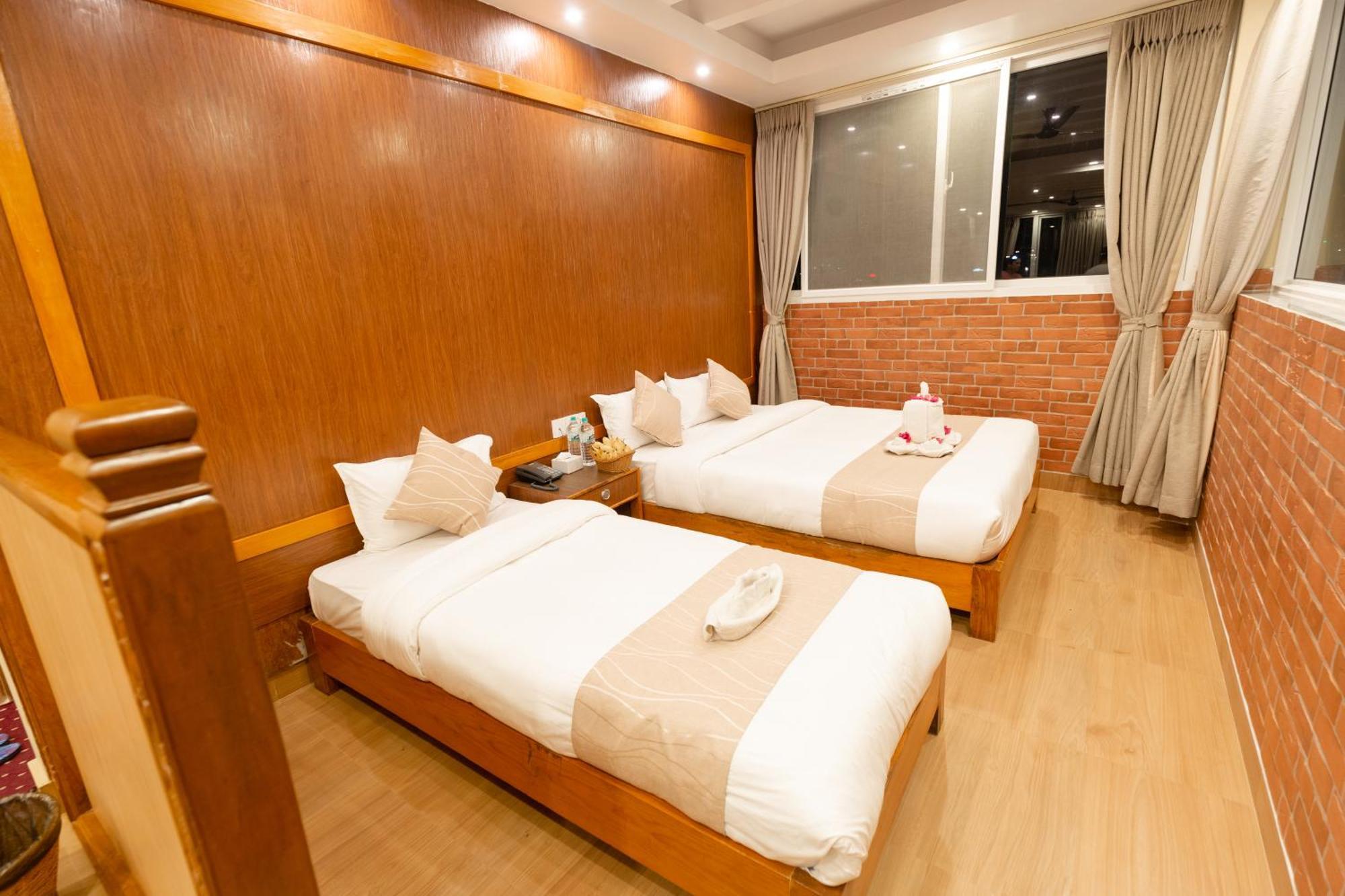 Paradise Boutique Hotel Pokhara Kültér fotó