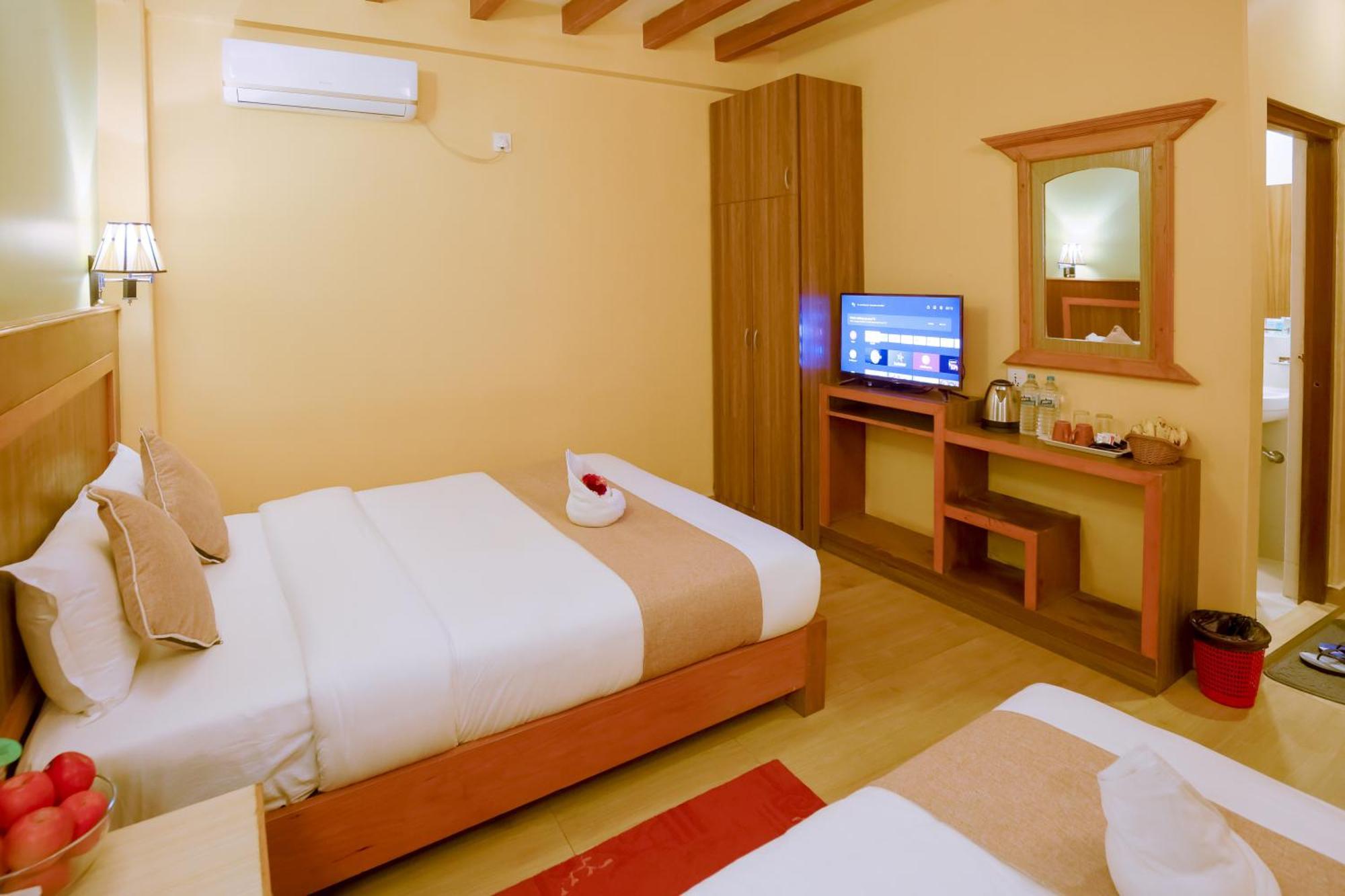 Paradise Boutique Hotel Pokhara Szoba fotó